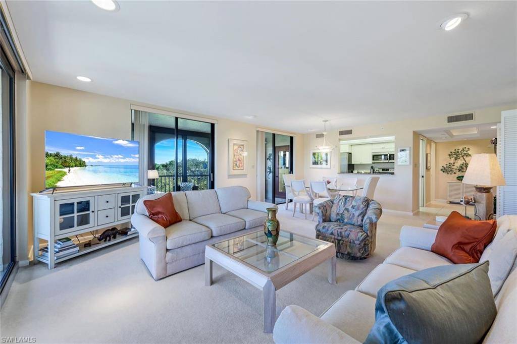 Naples, FL 34108,6040 Pelican Bay BLVD #D-404