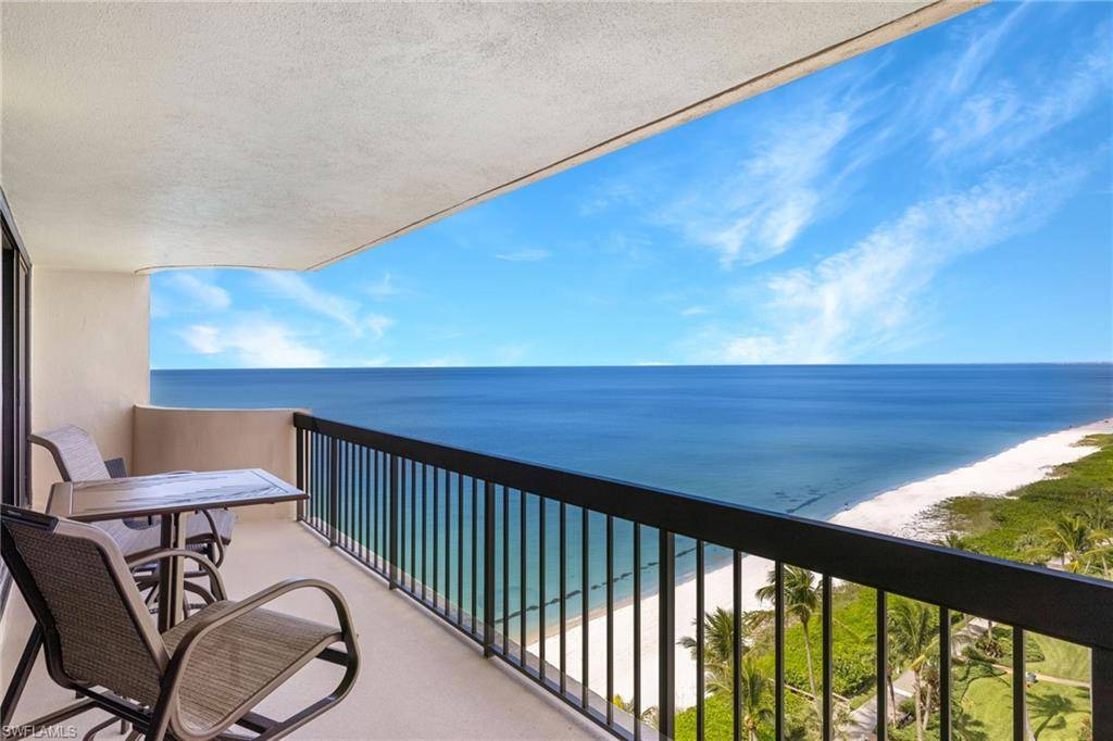 Naples, FL 34103,4001 Gulf Shore BLVD N #1106