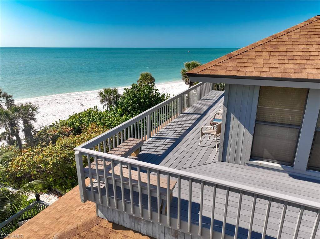 Upper Captiva, FL 33924,412 Gulf Bend DR