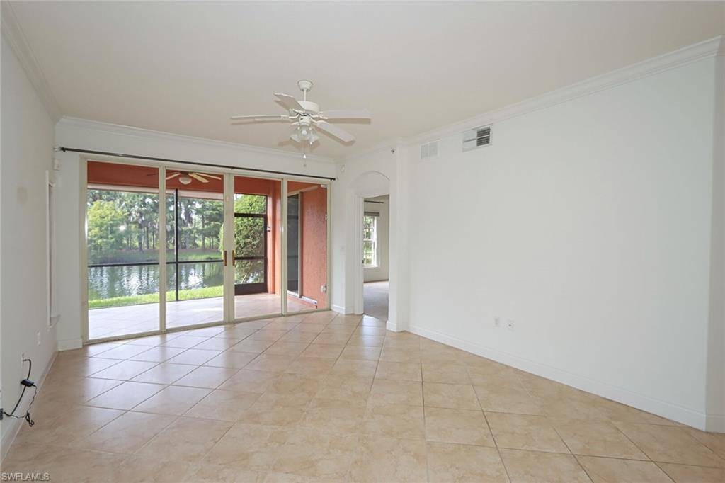 Estero, FL 33928,8601 Piazza Del Lago CIR #101