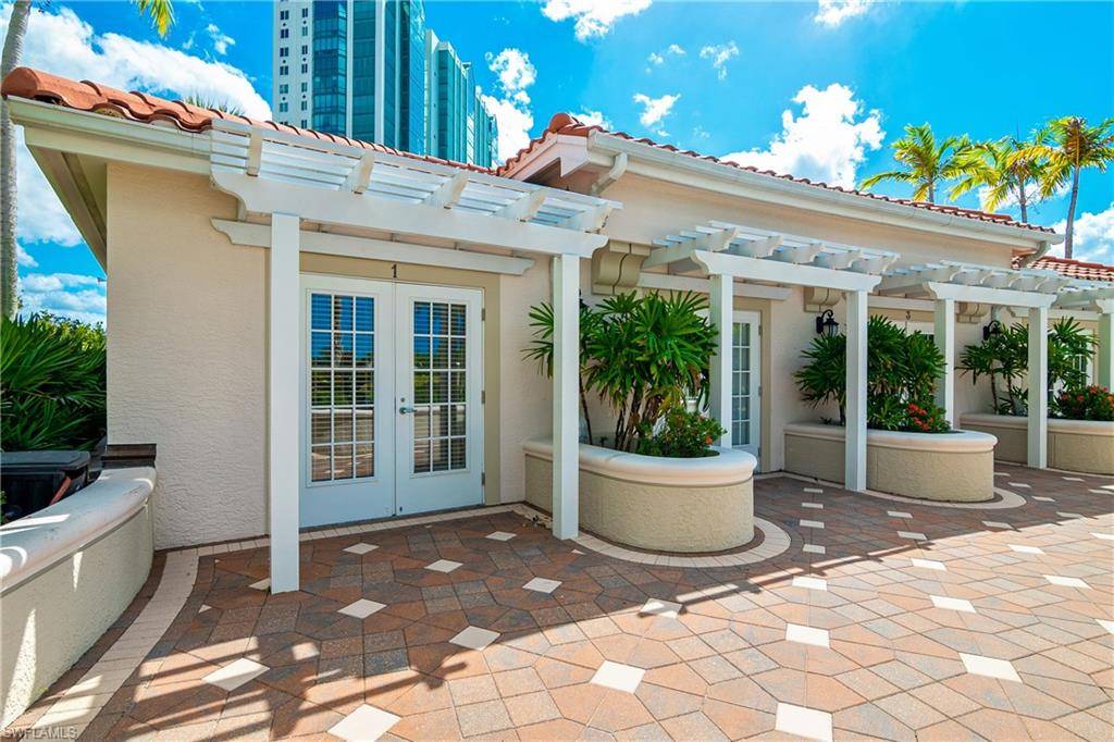 Naples, FL 34108,7575 Pelican Bay BLVD #1502