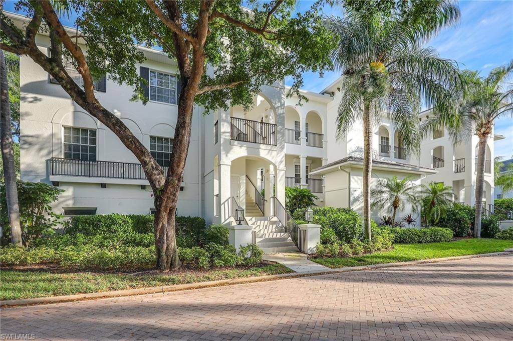 Naples, FL 34108,831 Sailaway LN #104