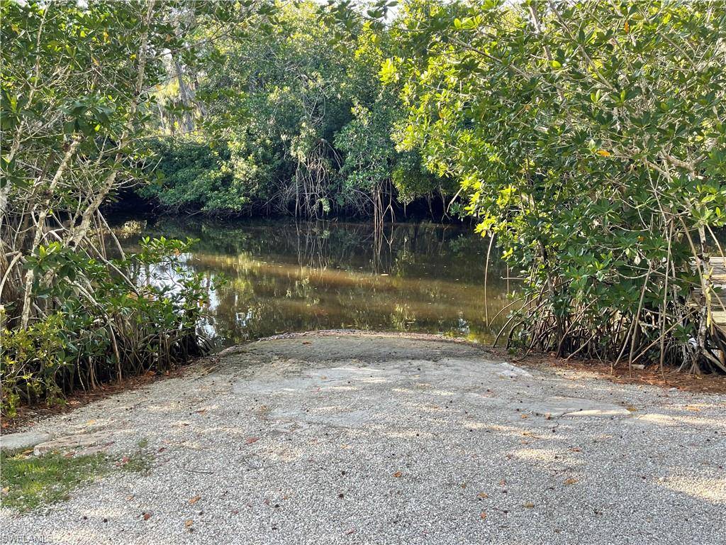 Naples, FL 34104,2521 Estey AVE #D-3