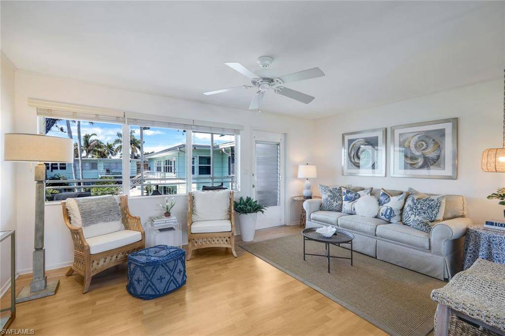 Naples, FL 34102,299 8th AVE S #299B