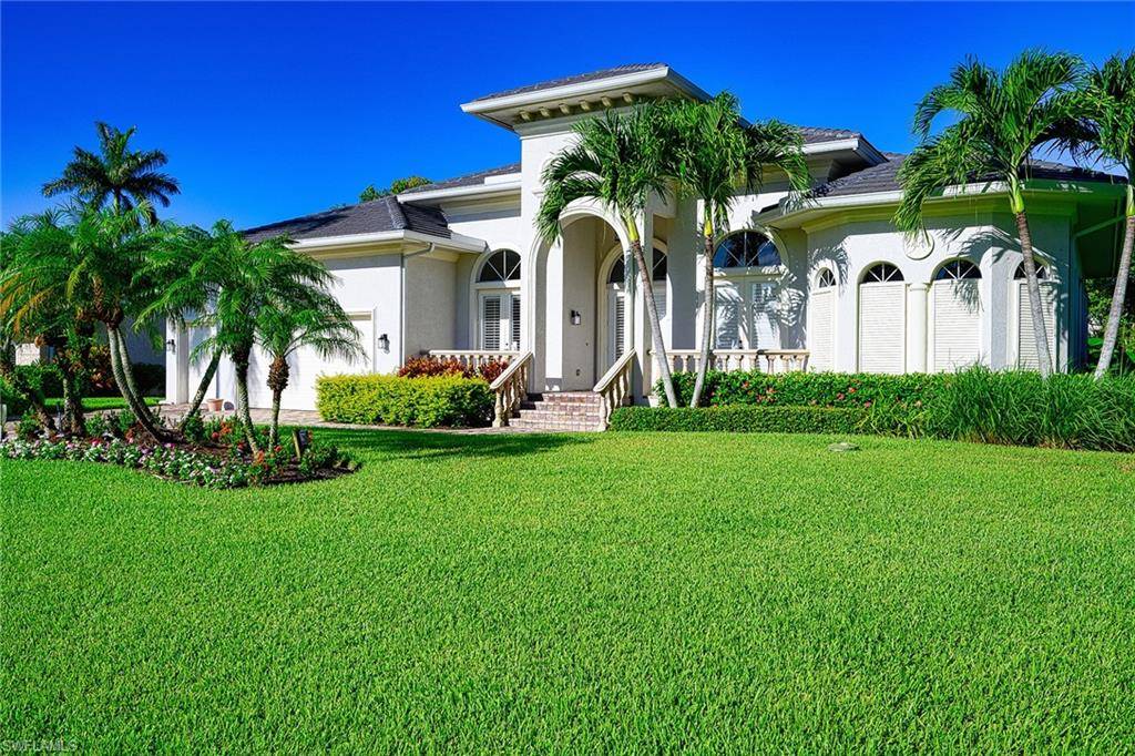 Naples, FL 34103,626 Park Shore DR