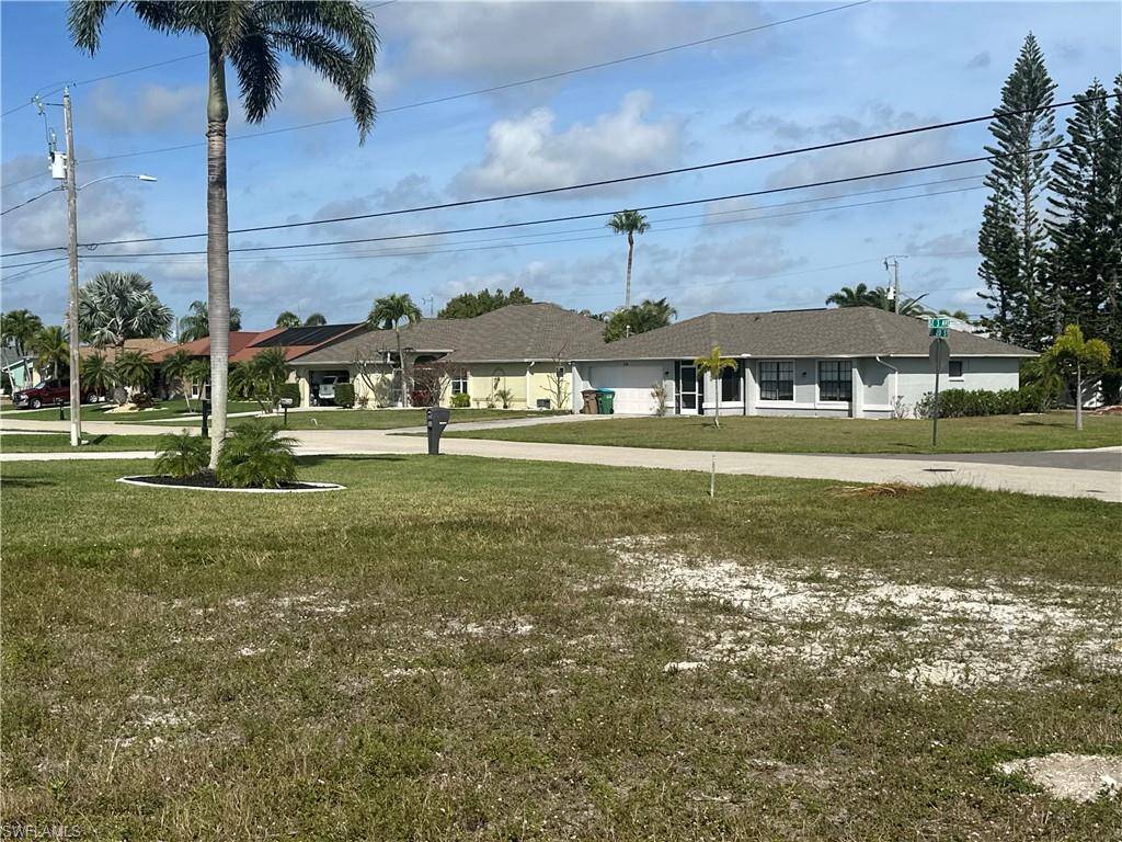 Cape Coral, FL 33990,300 SE 20th ST