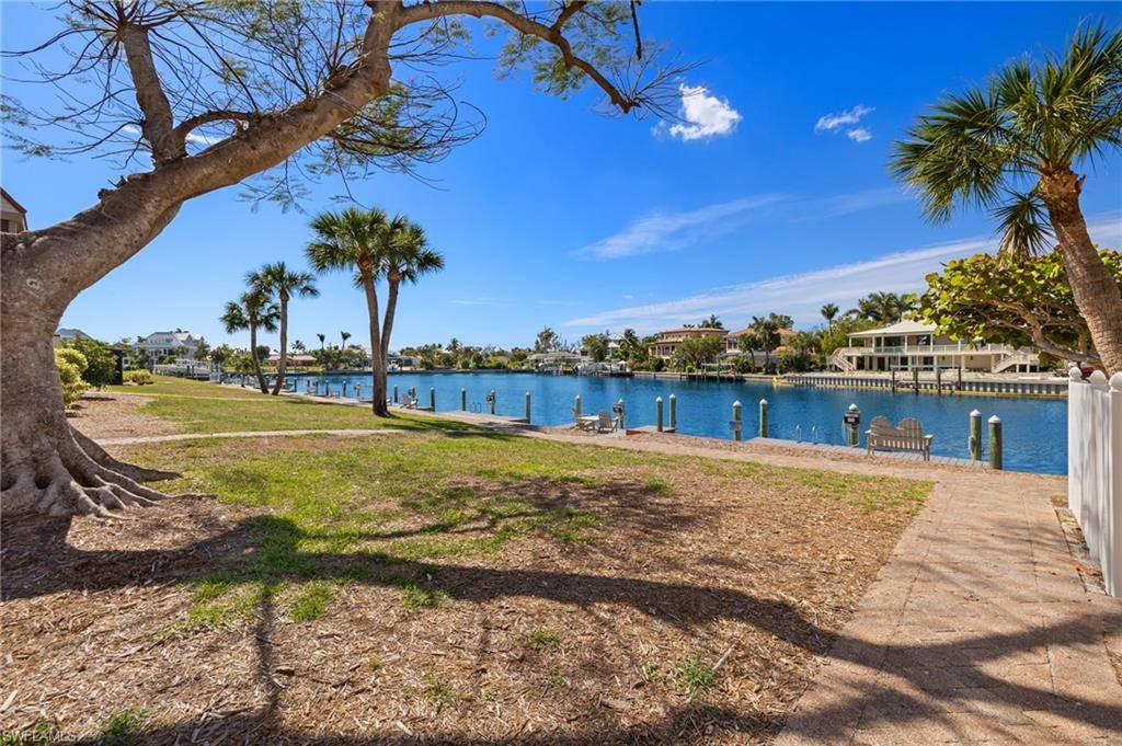 Sanibel, FL 33957,845 E Gulf DR #1411