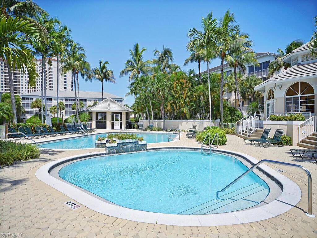 Naples, FL 34108,7670 Pebble Creek CIR #7-202