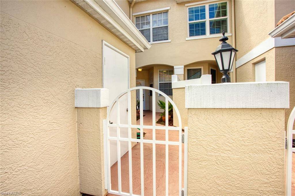 Naples, FL 34108,8365 Excalibur CIR #K6