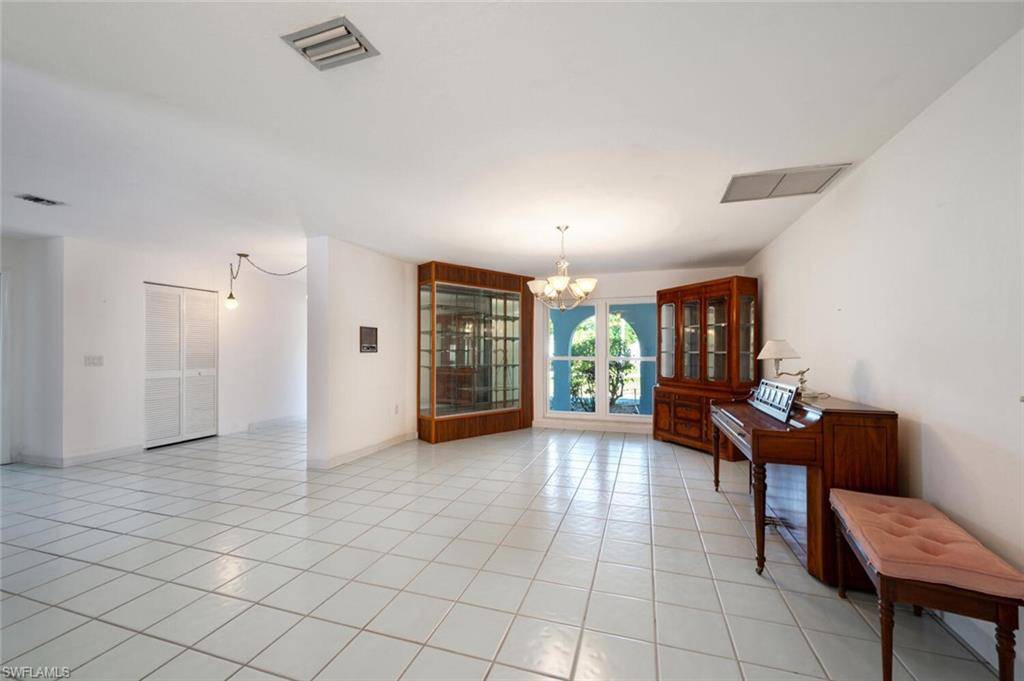 Fort Myers, FL 33905,311 Broadview DR
