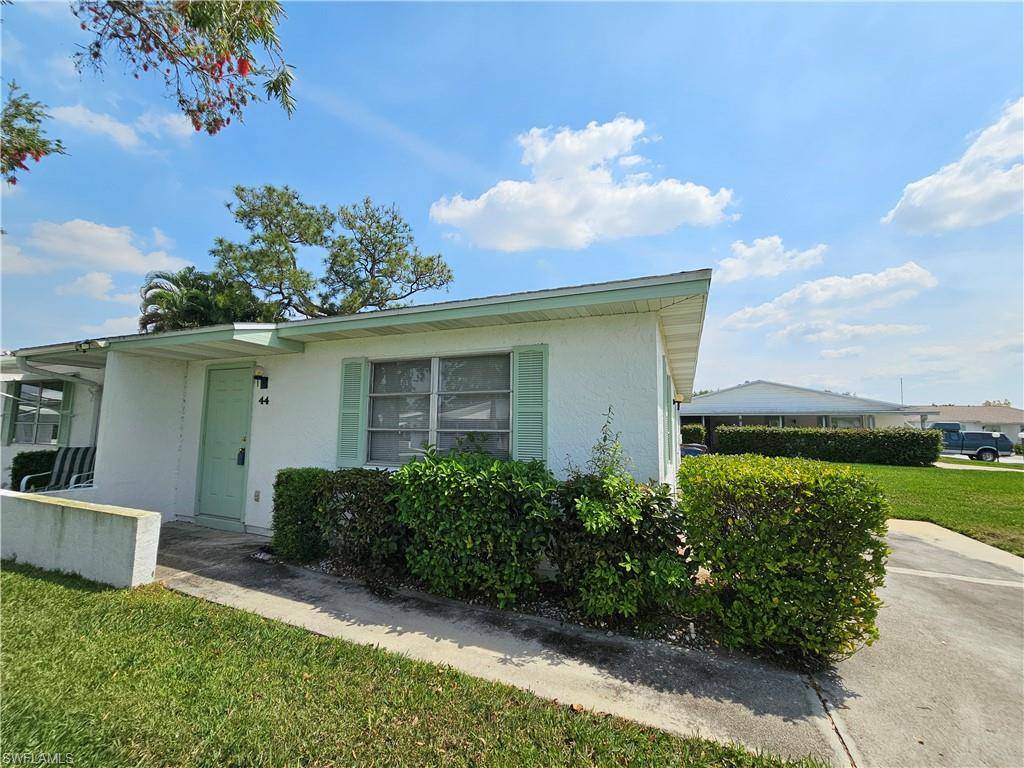 Lehigh Acres, FL 33936,44 Heath Aster LN