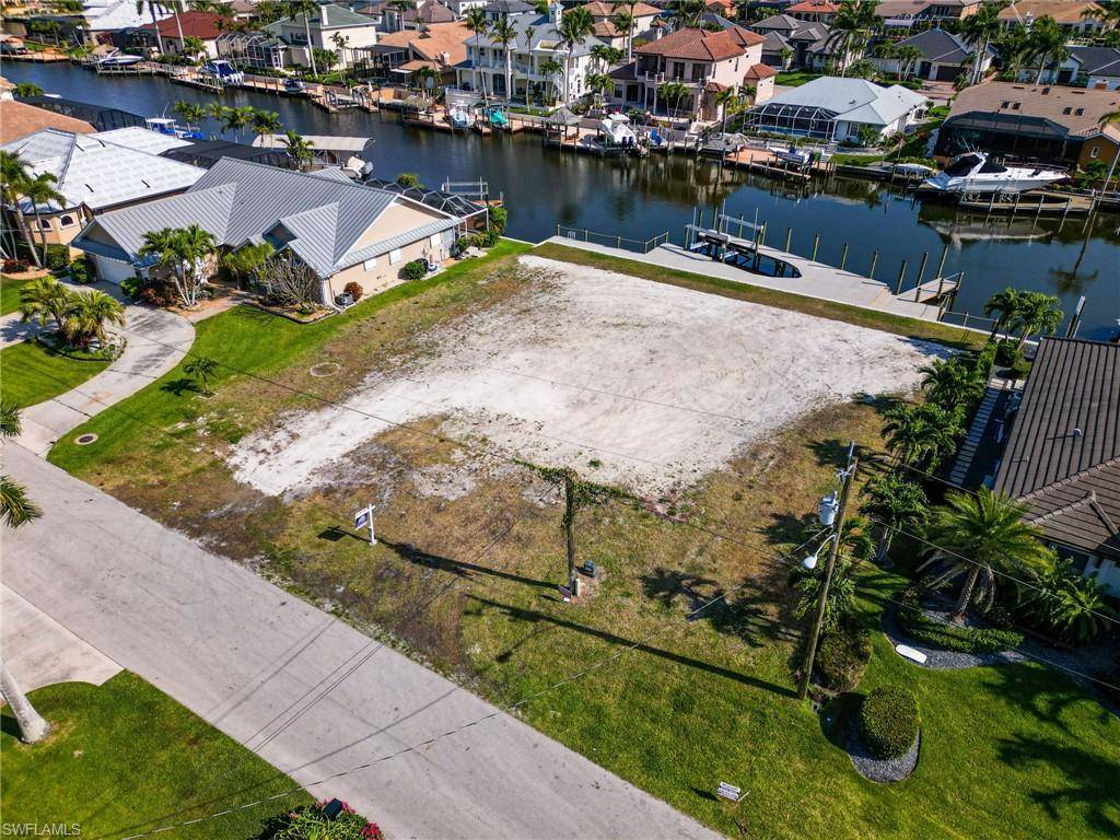 Cape Coral, FL 33914,1522 SW 58th ST