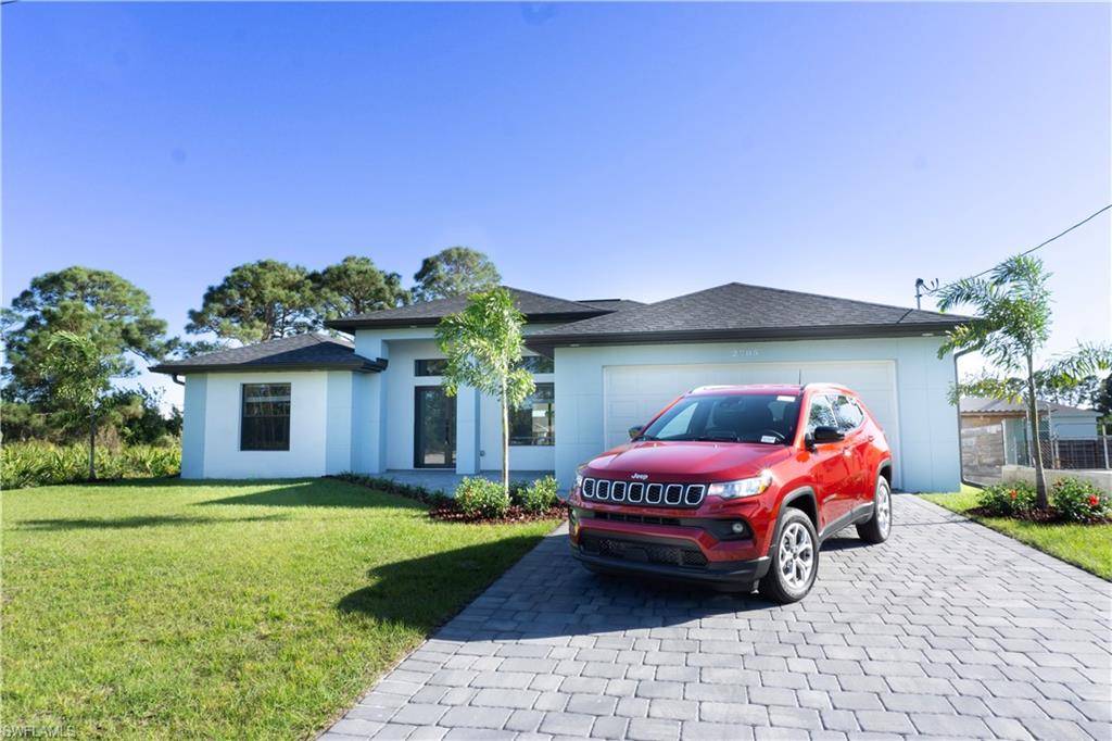 Lehigh Acres, FL 33976,2705 14th ST SW