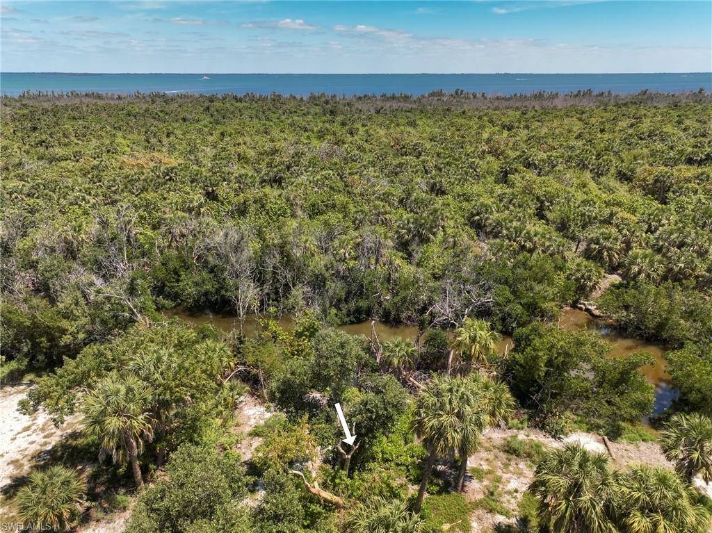 Upper Captiva, FL 33924,671 Rum RD