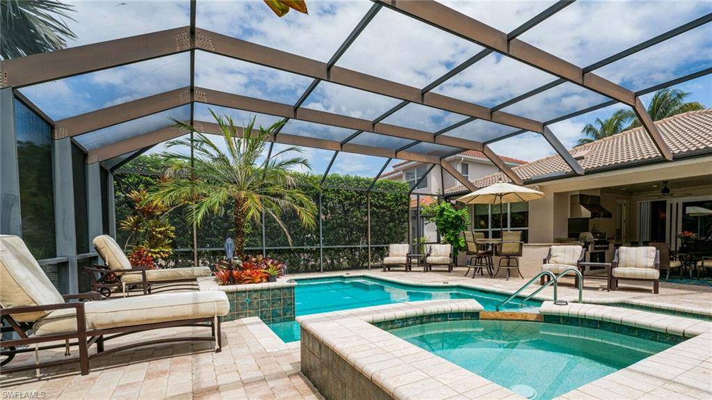 Naples, FL 34112,7667 Martino CIR