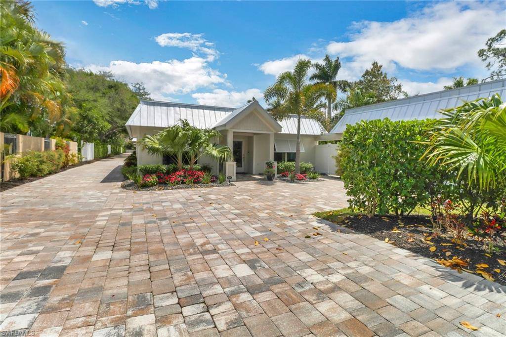 Naples, FL 34103,4822 West BLVD #4822