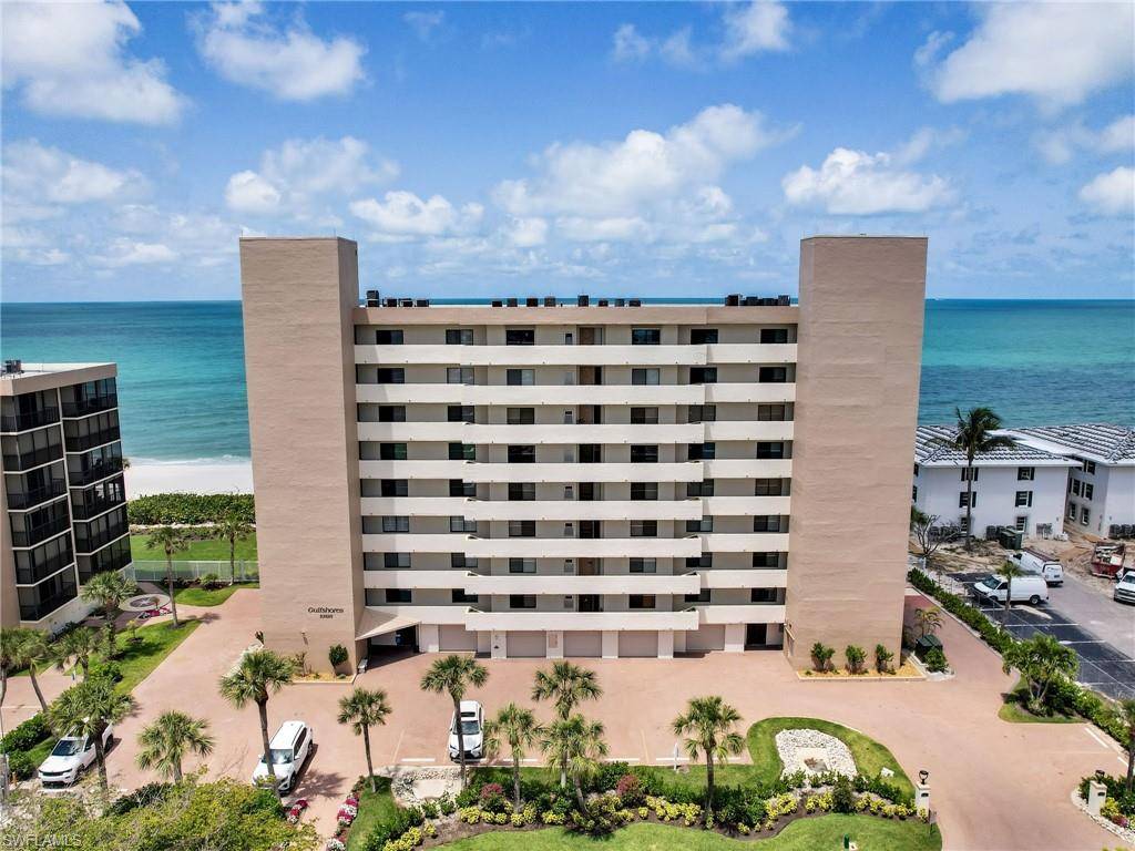 Naples, FL 34108,10525 Gulf Shore DR #252