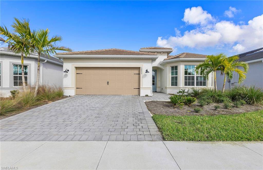 Alva, FL 33982,12437 Basalt LN