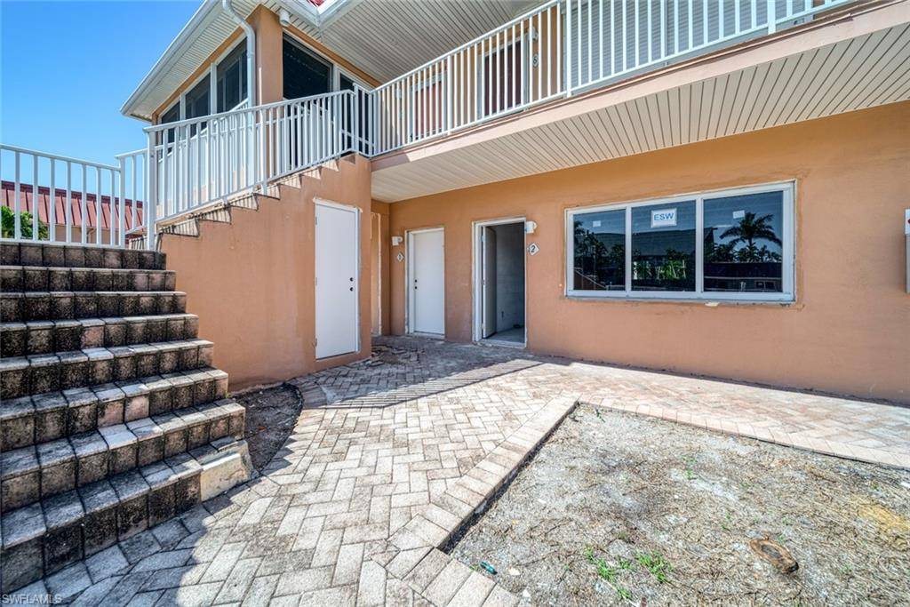 Sanibel, FL 33957,805 E Gulf DR #2E