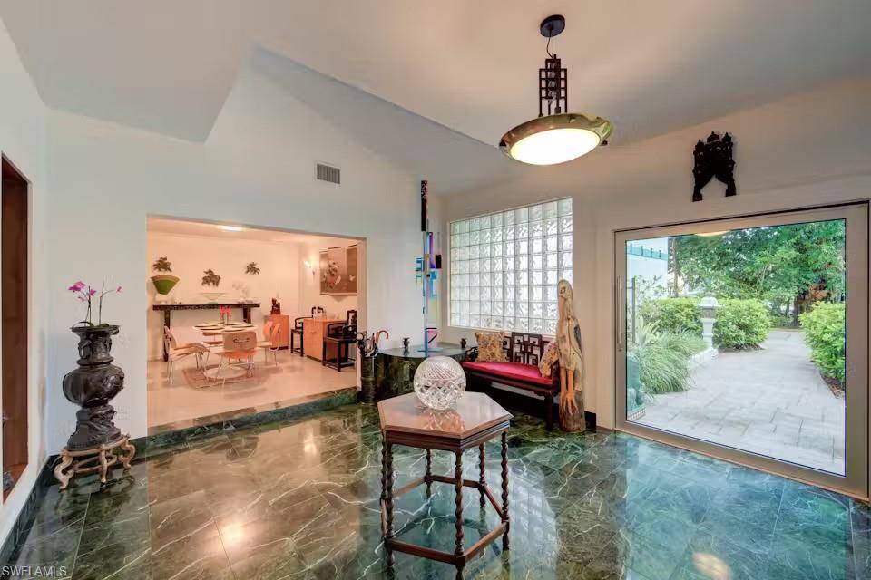 Naples, FL 34119,4324 Butterfly Orchid LN