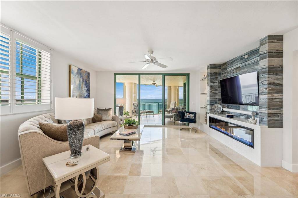 Marco Island, FL 34145,980 Cape Marco DR #1001