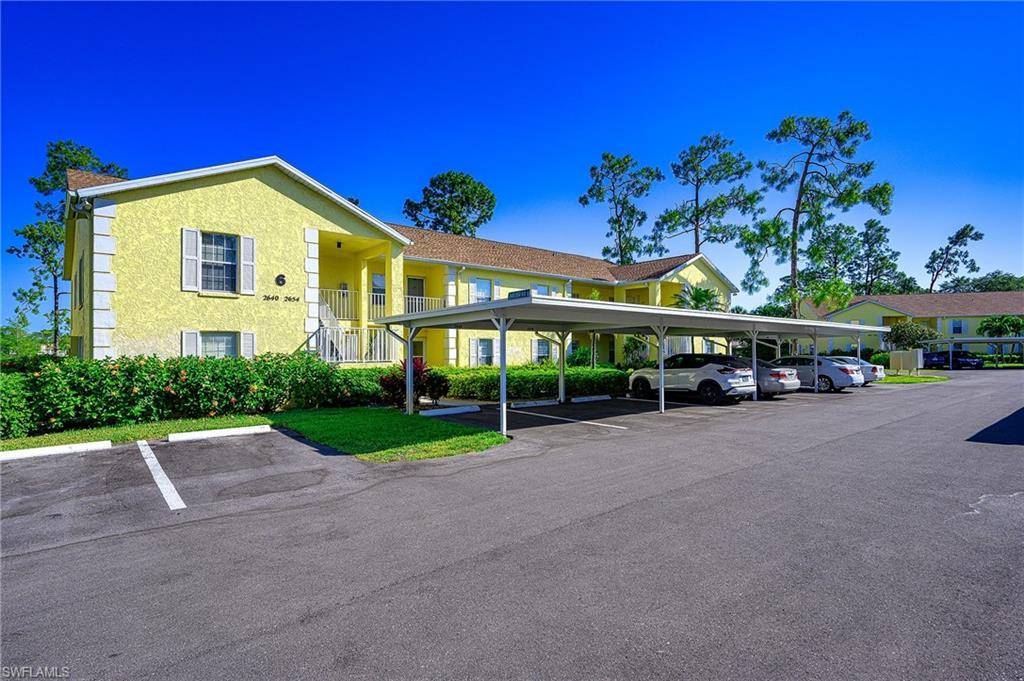 Naples, FL 34112,2650 Kings Lake BLVD #6-202