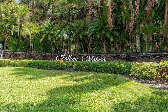 Naples, FL 34112,2365 Hidden Lake CT #4