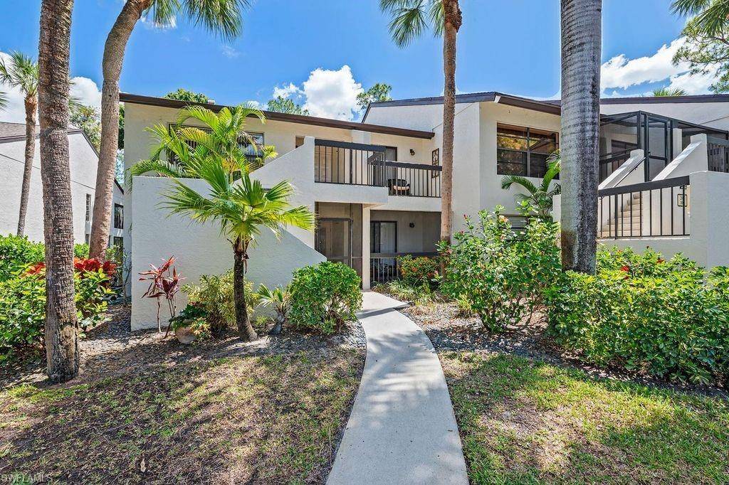 Naples, FL 34112,1824 Kings Lake BLVD #201