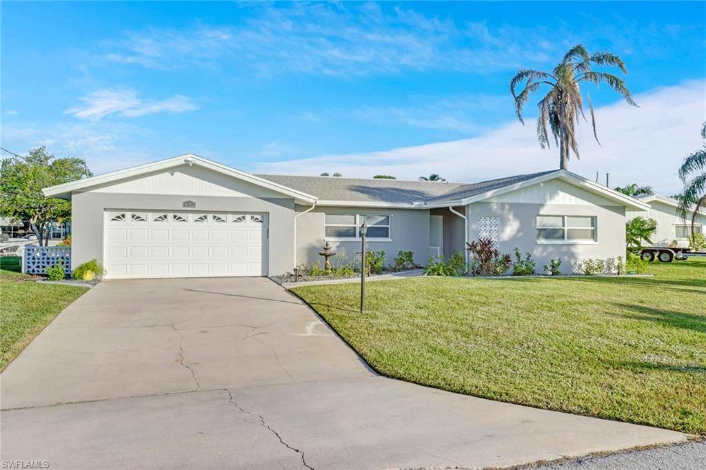 North Fort Myers, FL 33903,4312 S Bay CIR