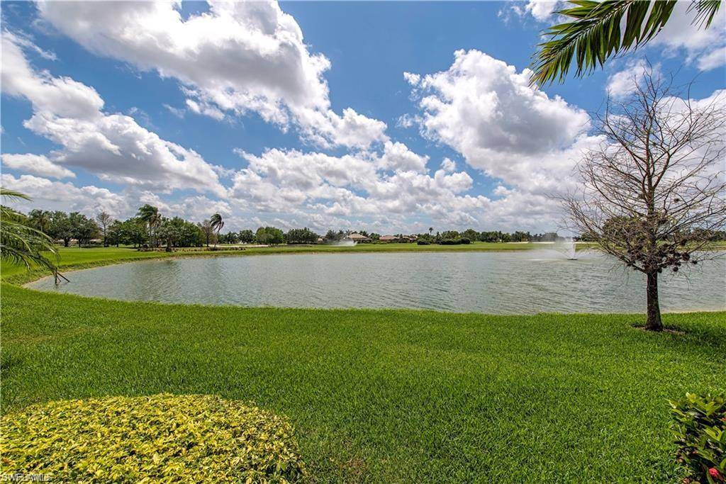 Naples, FL 34119,580 Avellino Isles CIR #102