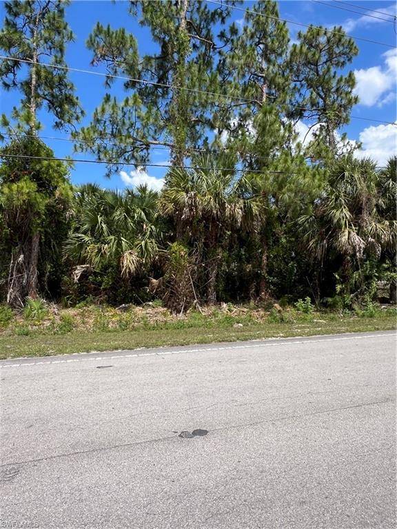 Naples, FL 34117,Everglades BLVD