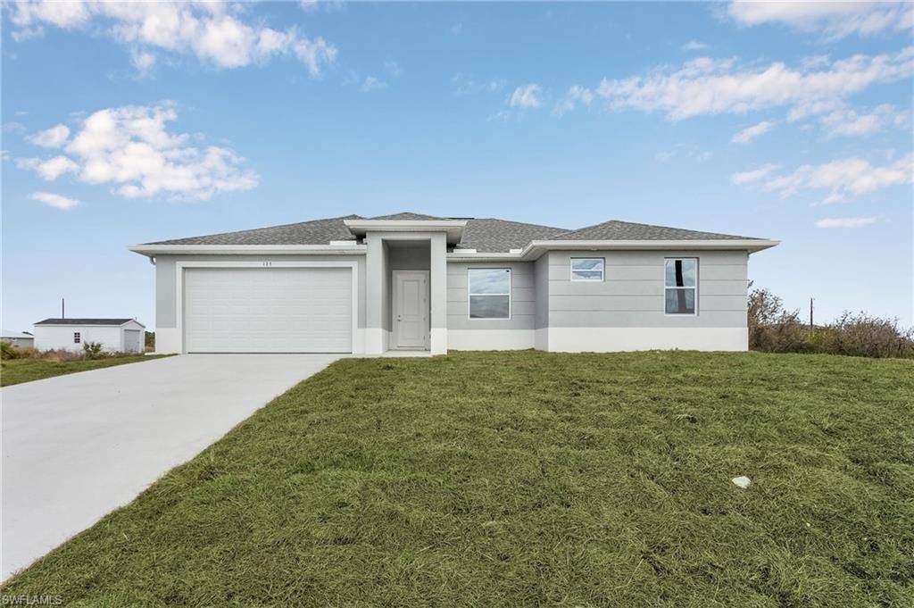 Labelle, FL 33935,124 Bethlehem PL