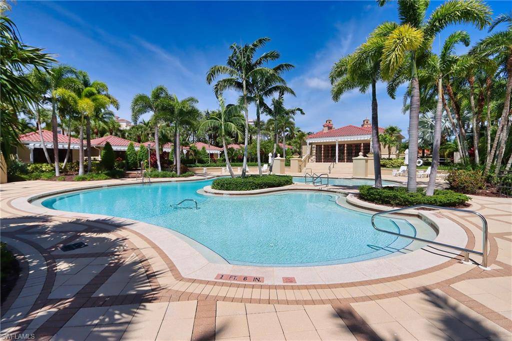 Naples, FL 34108,8787 Bay Colony DR #305