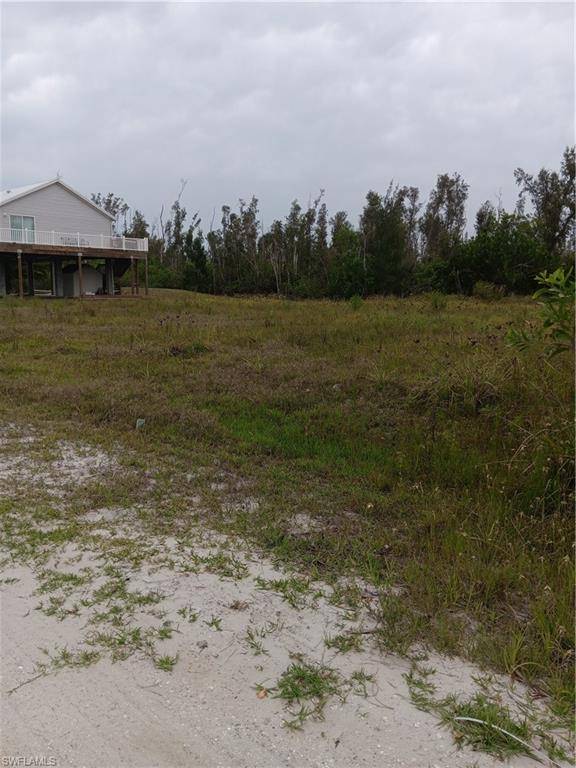 Bokeelia, FL 33922,6990 Kreamers DR