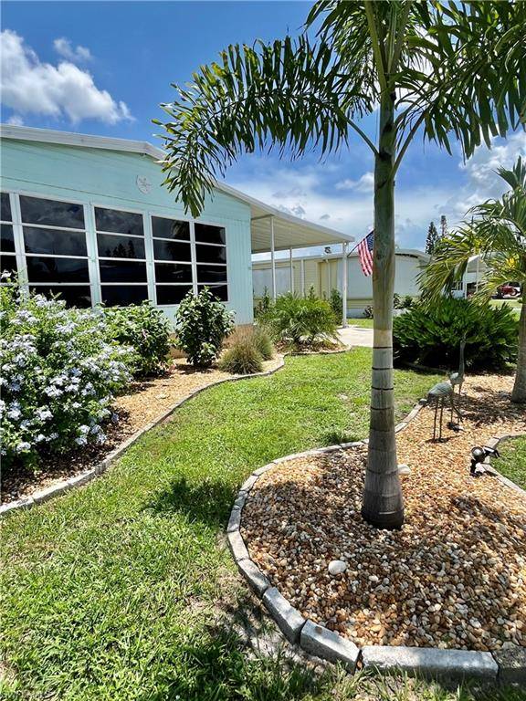 North Fort Myers, FL 33917,726 Knotty Pine CIR