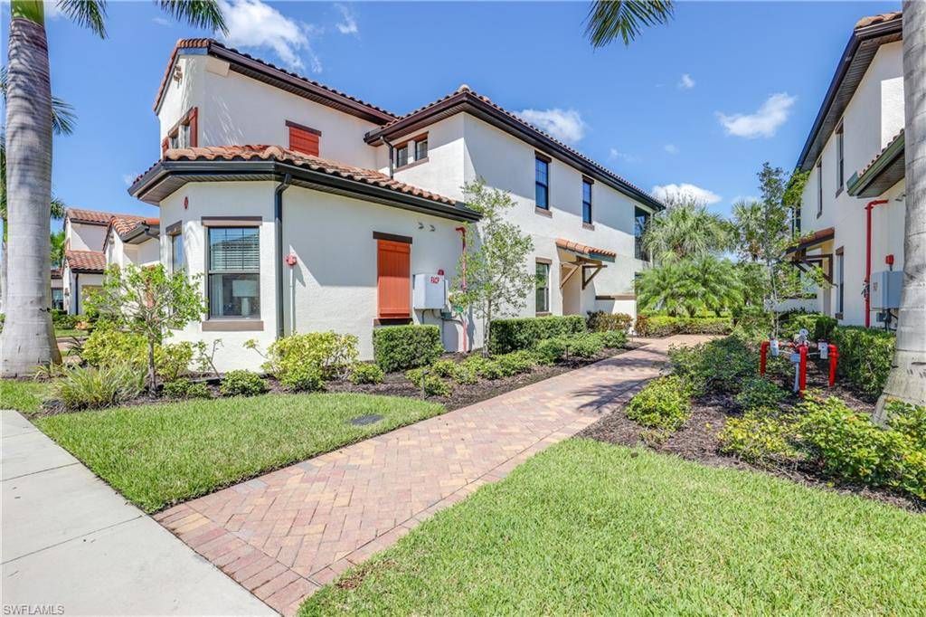 Naples, FL 34109,15145 Palmer Lake CIR #103