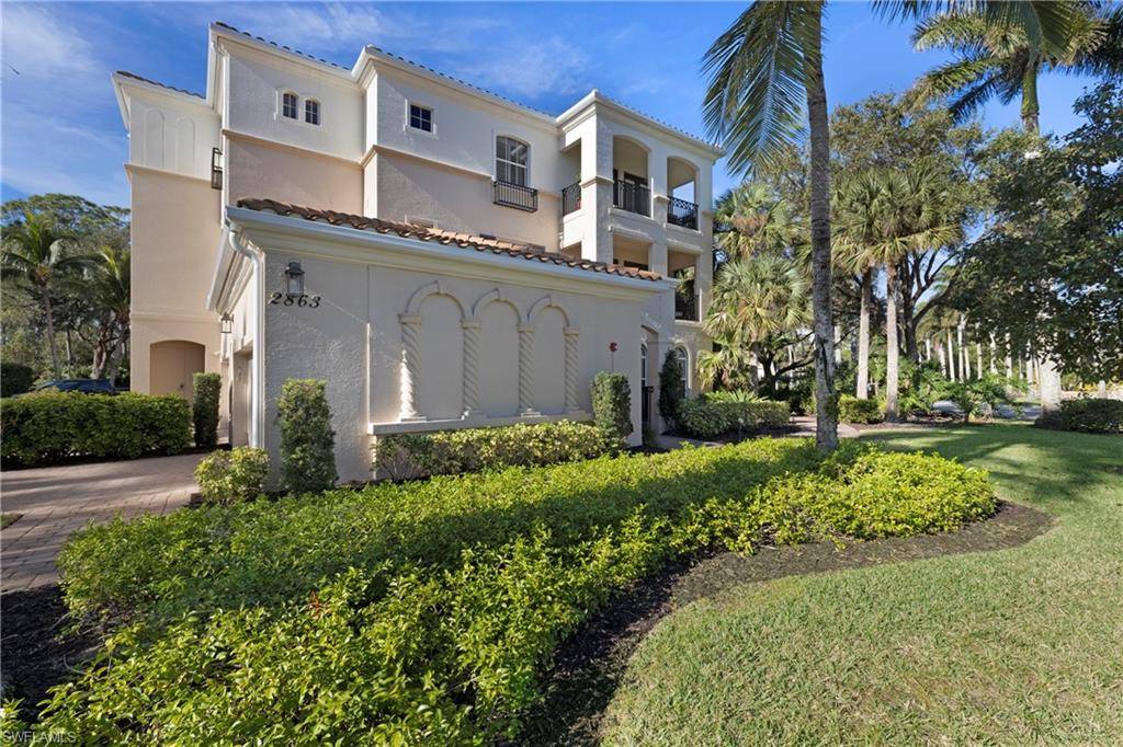 Naples, FL 34109,2863 Tiburon BLVD E #102