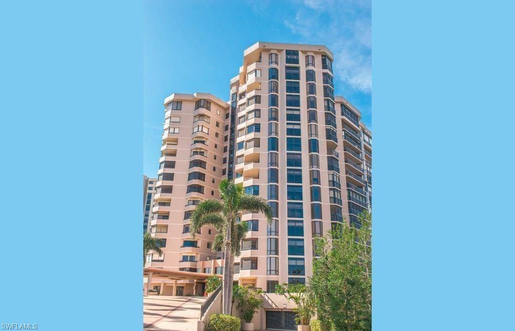 Naples, FL 34108,6075 Pelican Bay BLVD #1204