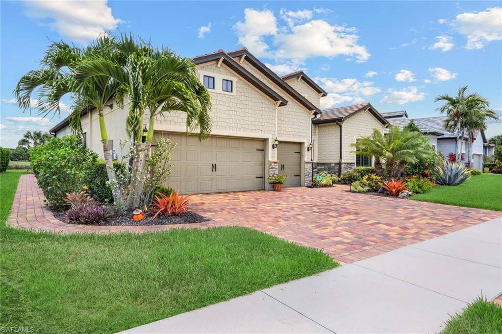 Naples, FL 34120,9335 Surfbird CT