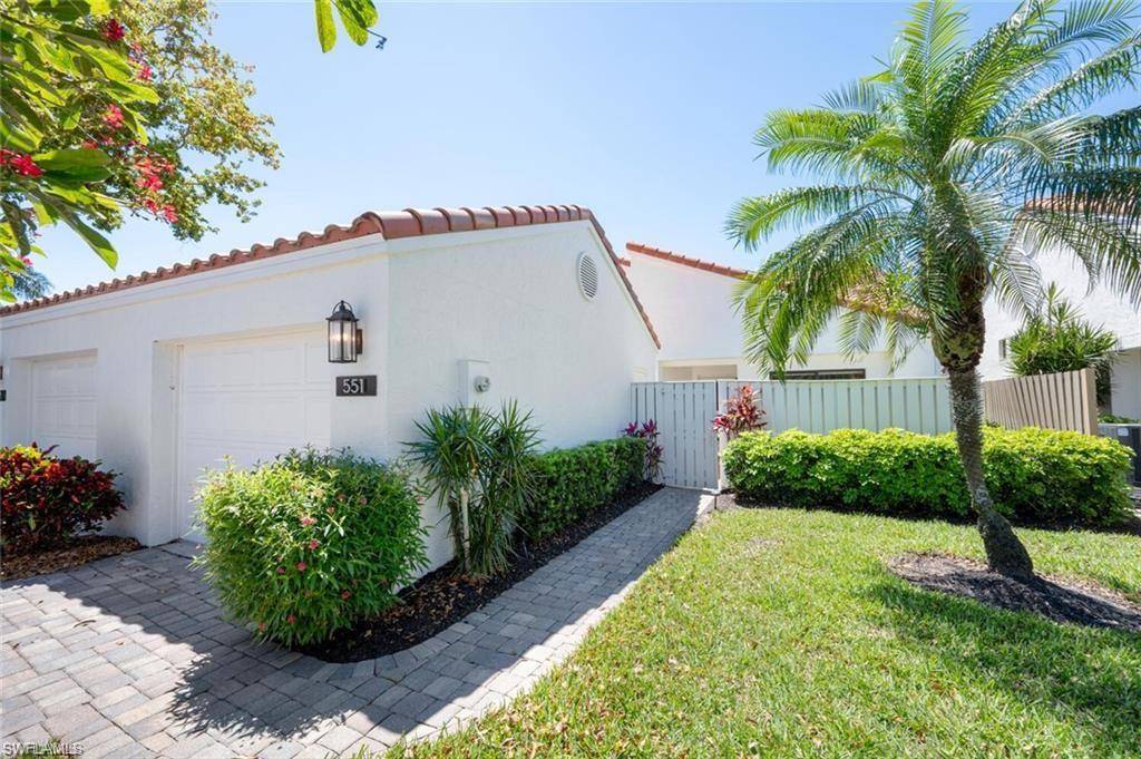 Naples, FL 34108,551 Beachwalk CIR #85-0