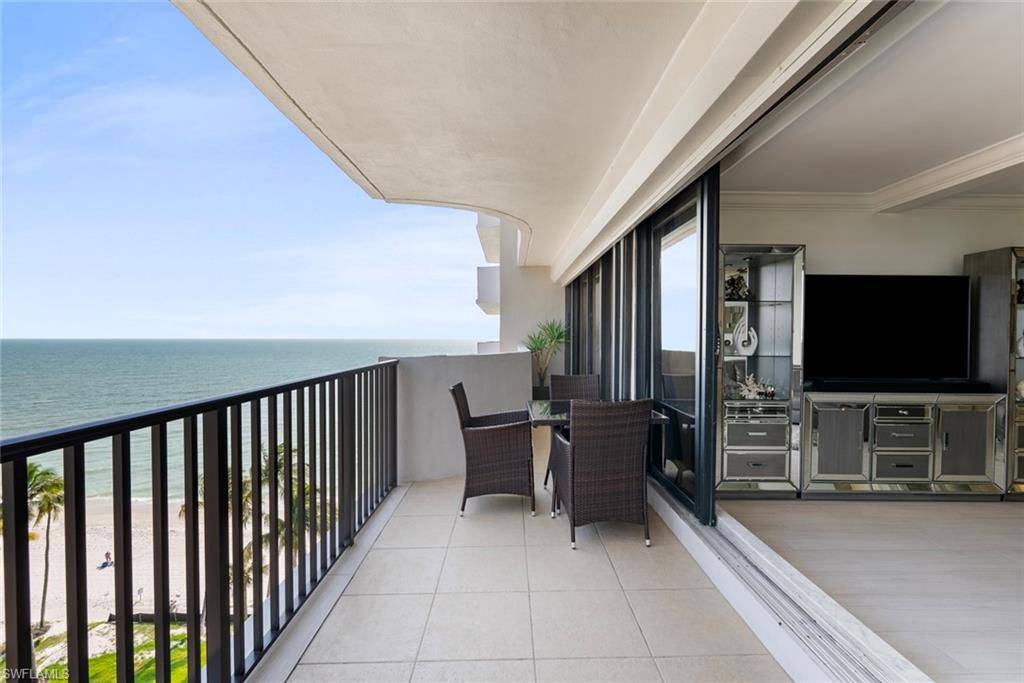 Naples, FL 34103,4005 Gulf Shore BLVD N #904