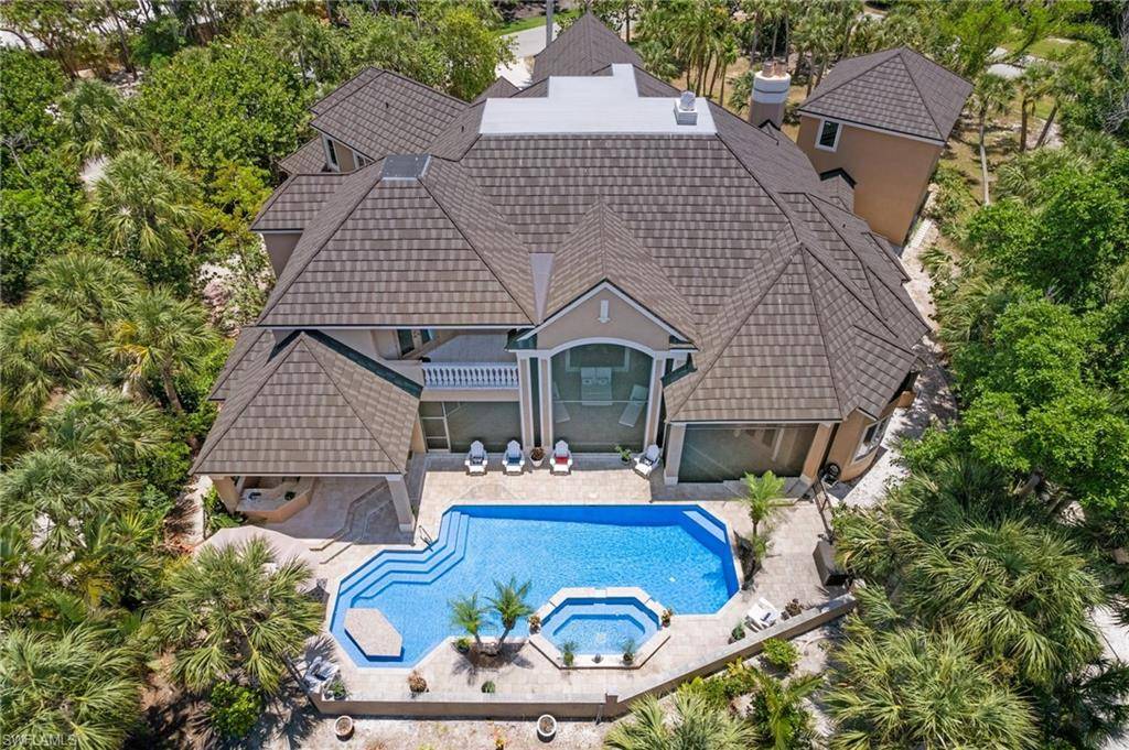 Sanibel, FL 33957,2255 TROON CT