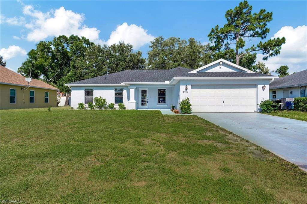 Fort Myers, FL 33967,9954 Country Oaks DR