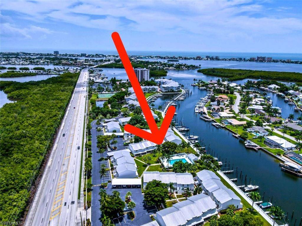 Fort Myers Beach, FL 33931,18046 San Carlos BLVD #140