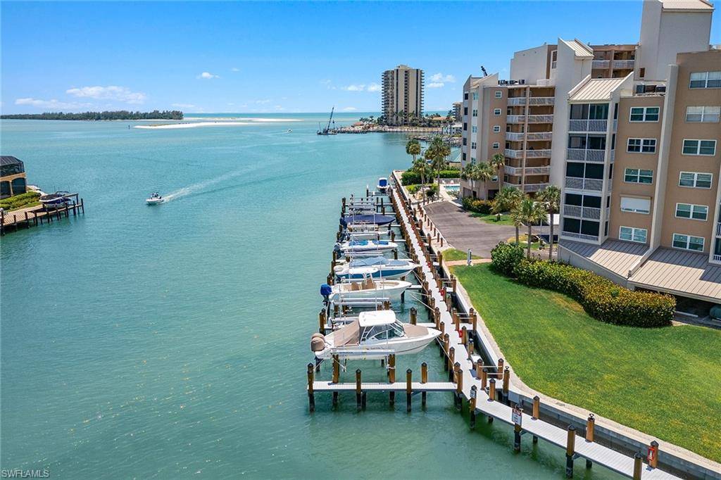 Marco Island, FL 34145,897 Collier CT #204