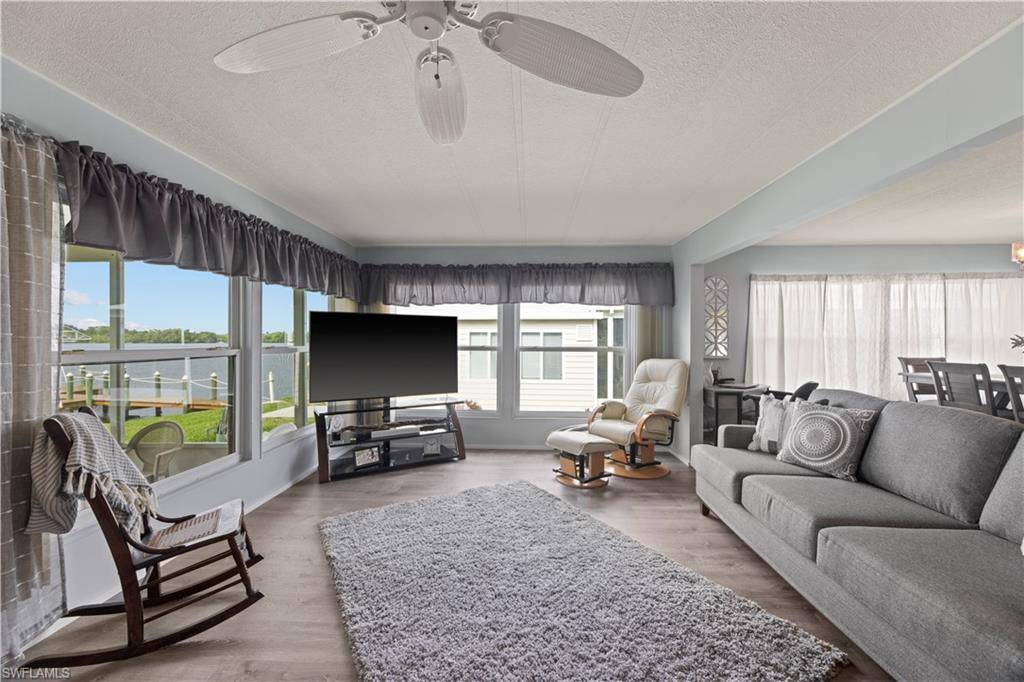 Fort Myers, FL 33905,339 Shoreland DR