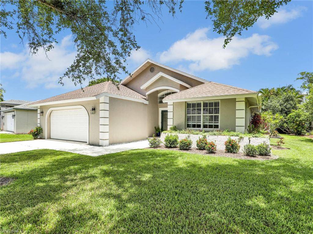 Naples, FL 34104,1165 Moon Lake DR