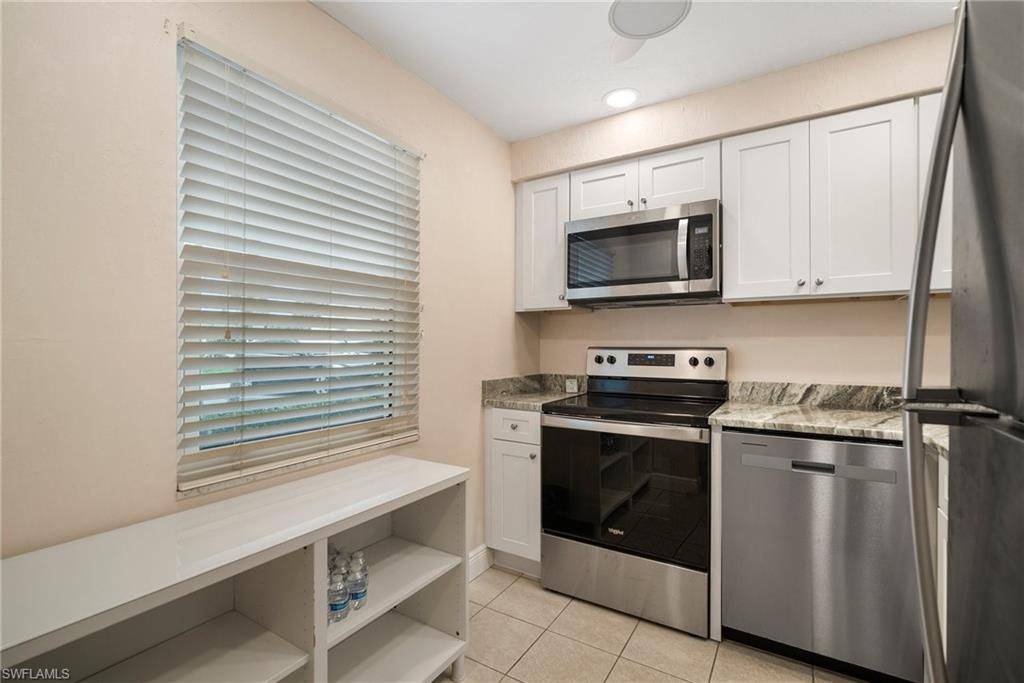 Fort Myers, FL 33907,1724 Pine Valley DR #104