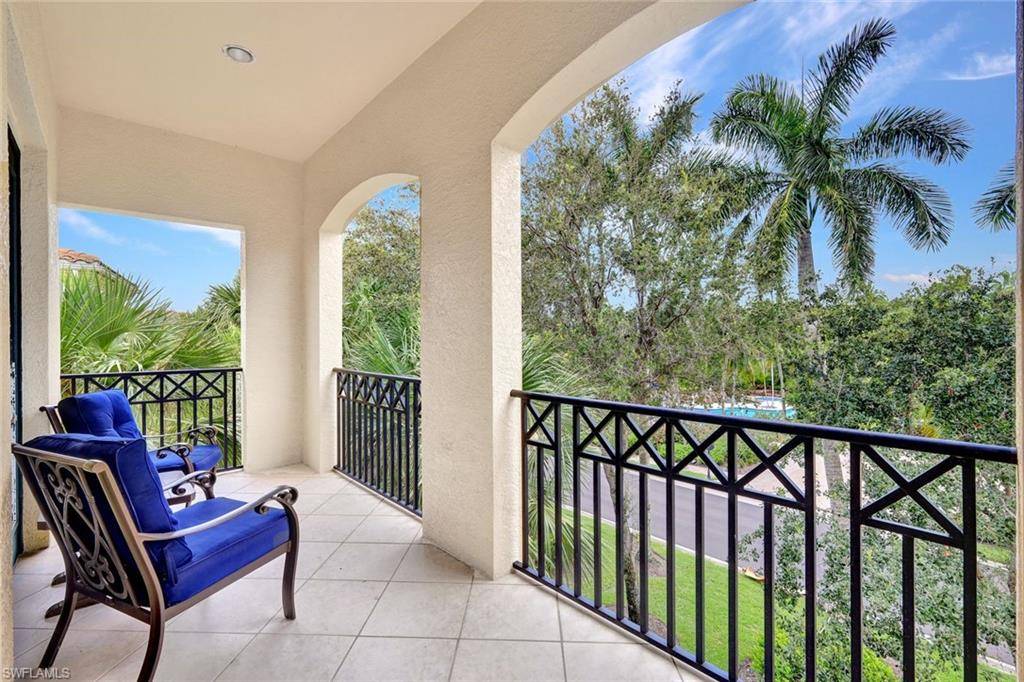 Naples, FL 34109,2830 Tiburon BLVD E #103