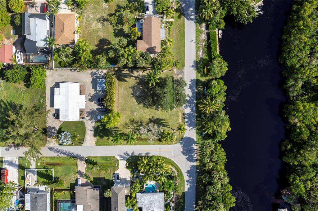 Naples, FL 34110,726 Park AVE
